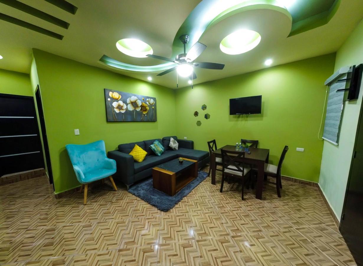 Apartamentos Michael パレンケ エクステリア 写真