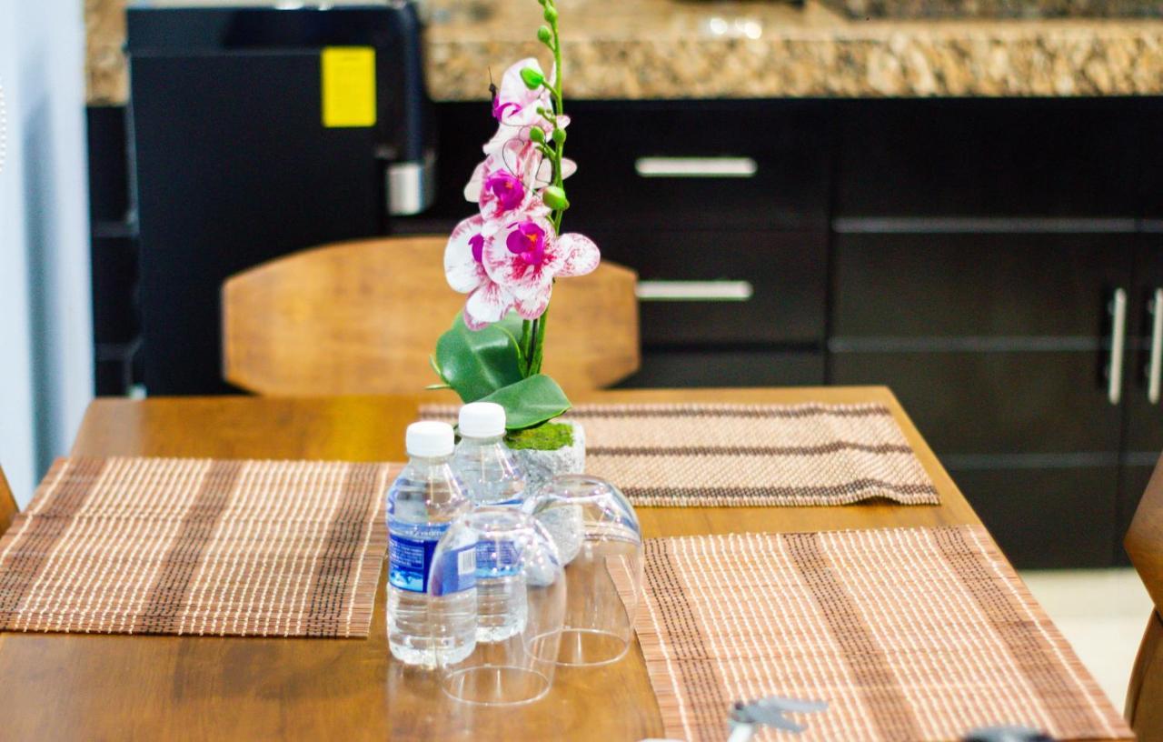 Apartamentos Michael パレンケ エクステリア 写真